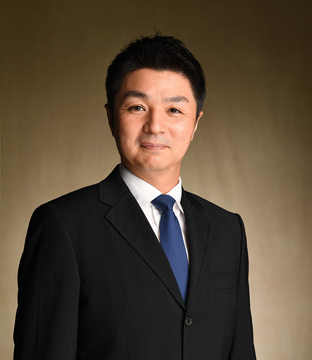 代表取締役社長COO　松岡　竜大
