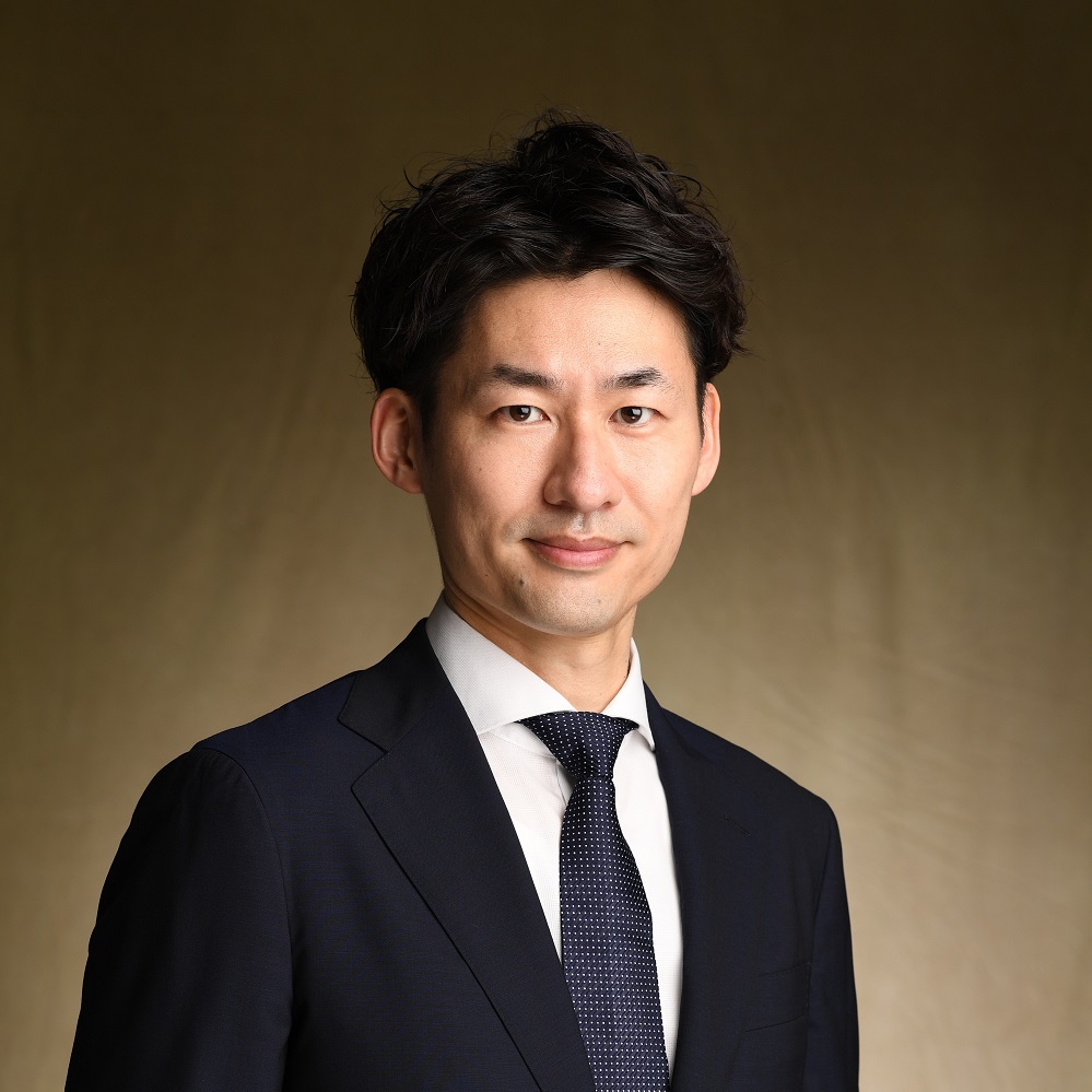 M.KAWAKAMI